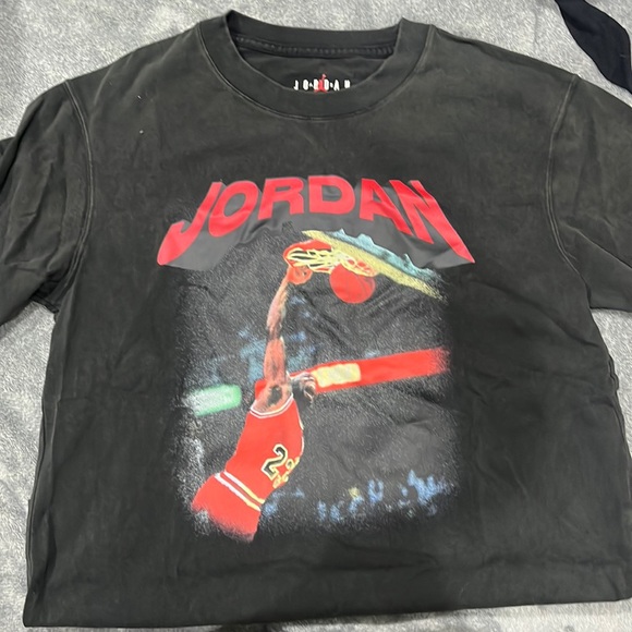 (HER)ITAGE GRAPHIC T-SHIRT - Picture 1 of 4